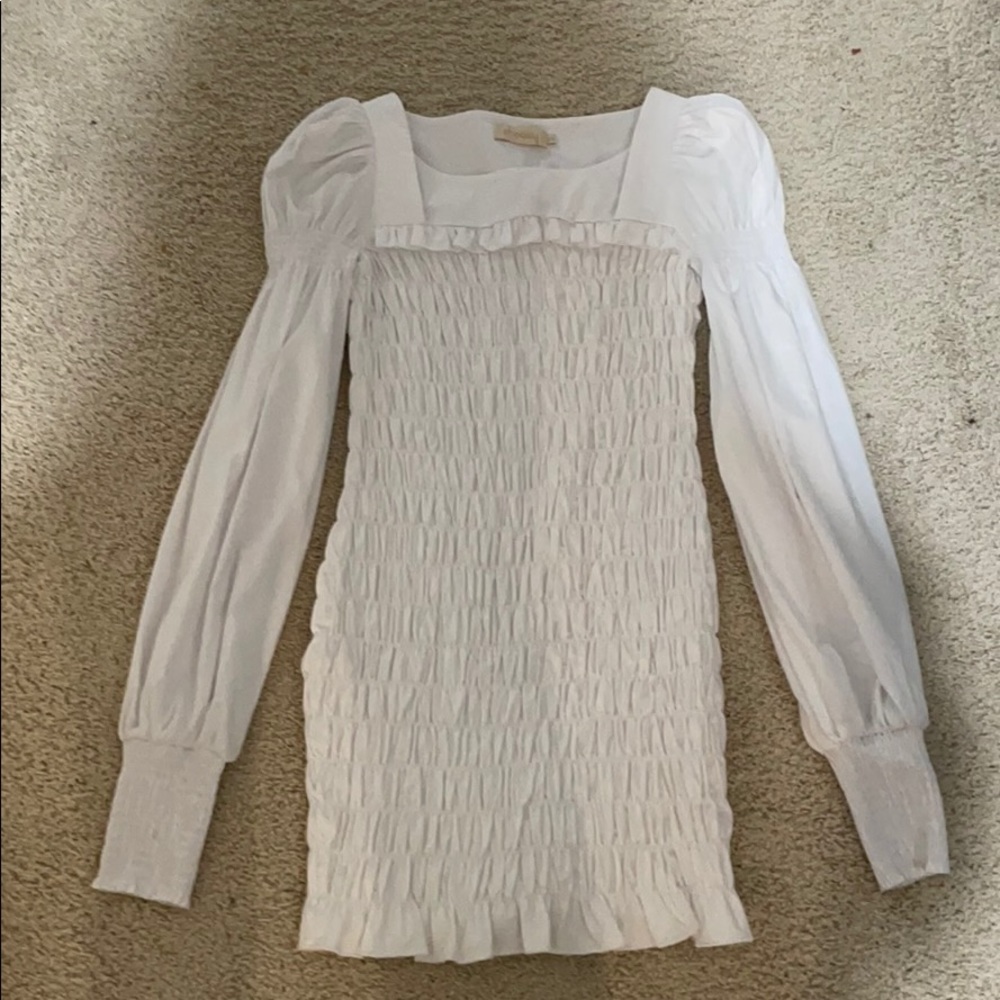 CHOOSY White dress